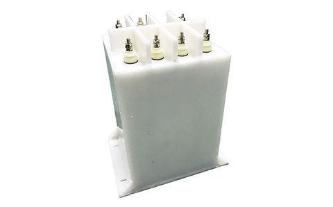 什么情況會引起補償電容器發生過電流？